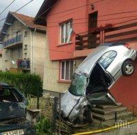 Уникално! След зрелищна катастрофа в Банкя, кола 