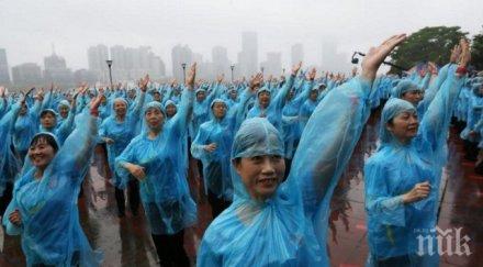 гинес танцуващи бабички поставиха световен рекорд снимка