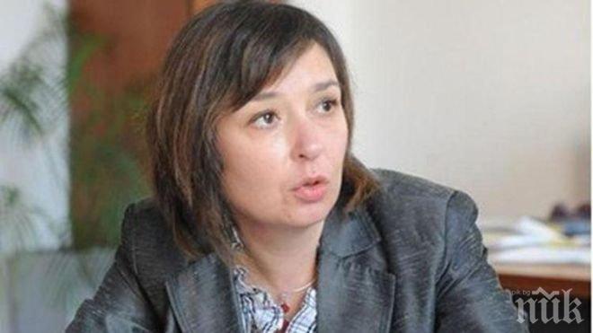 Какво е общото между новия социален министър Зорница Русинова и приватизатора на Океански риболов Петко Русинов