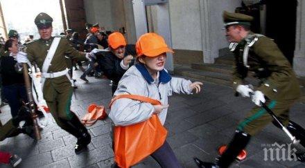 протестите чили засилват поредните сблъсъци полицията учащи