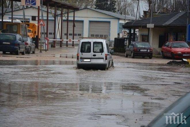 ПИК TV: Продължава водната битка в Казанлък