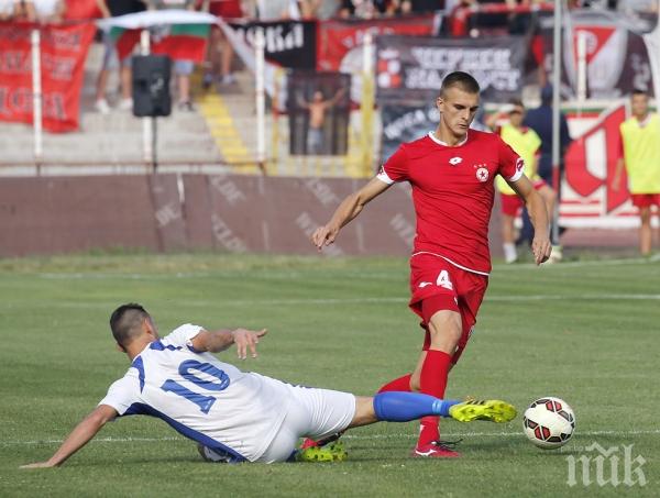Петев се отметна - повика цесекар в националния