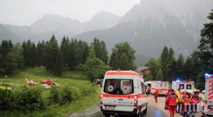 ужас центъра европа мълния покоси съдията детски мач