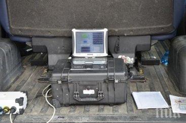 вижте супер оръжието туптящо сърце хваща нелегалните мигранти пулса