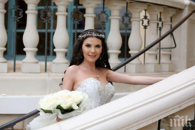ПЪРВО В ПИК! Чалга певицата Теодора се омъжи като принцеса във Вегас (СНИМКИ)