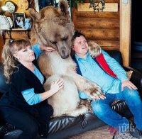 Преди 23 години този мечок става част от тяхното семейство, невероятна история!
