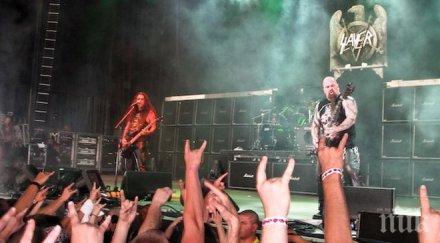 траш титани разлюляха зимния дворец софия