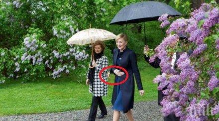 първата дама полша три ръце обяснението снимка