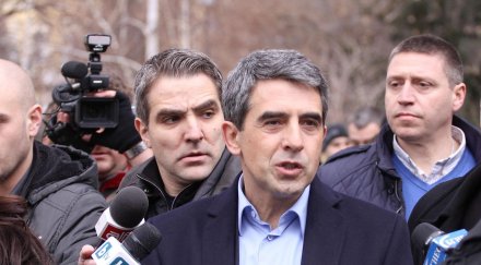 плевнелиев комунизмът нанесе тежък удар църквата