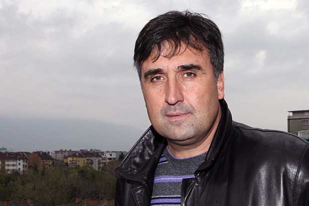 Цветанов не ми вдига телефона!