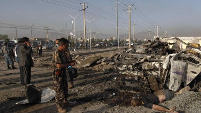 Въоръжена групировка нападна и уби трима в Пакистан