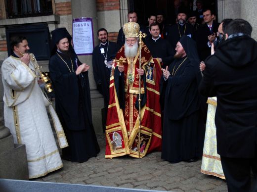 Неофит: Ще подкрепям благотворителността и щедростта