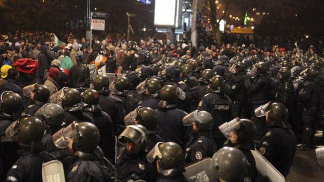 Столичната полиция се чуди за какво е задържала 13 протестиращи 