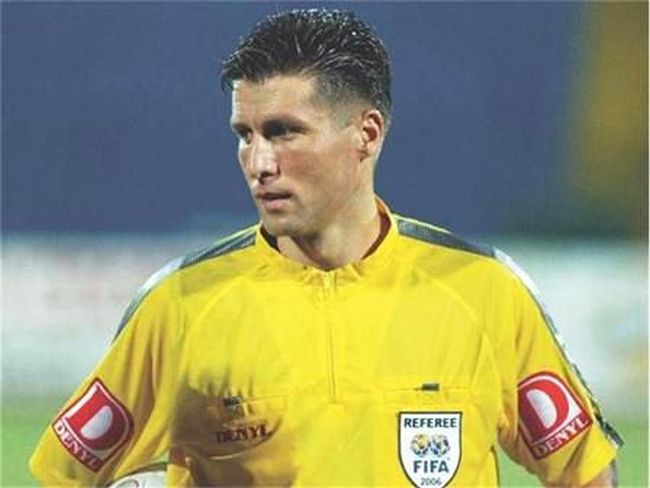 Закопчаха бивш футболен съдия, обявен за издирване