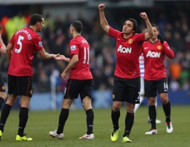 Юнайтед би последния без проблем, червените дръпнаха 15 точки на върха