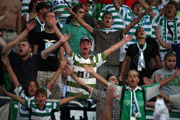 Фенове на Черно море дариха кръв за самозапалилия се Пламен Горанов