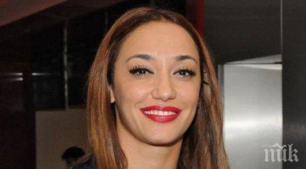 срамната тайна мария илиева лъсна показ