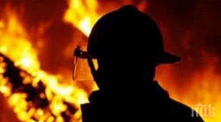 катар пожар жилищна сграда работници загинали души