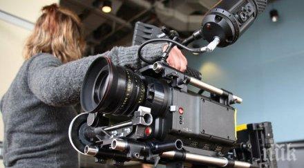 снимачен екип американска телевизия задържан близо руската граница сочи