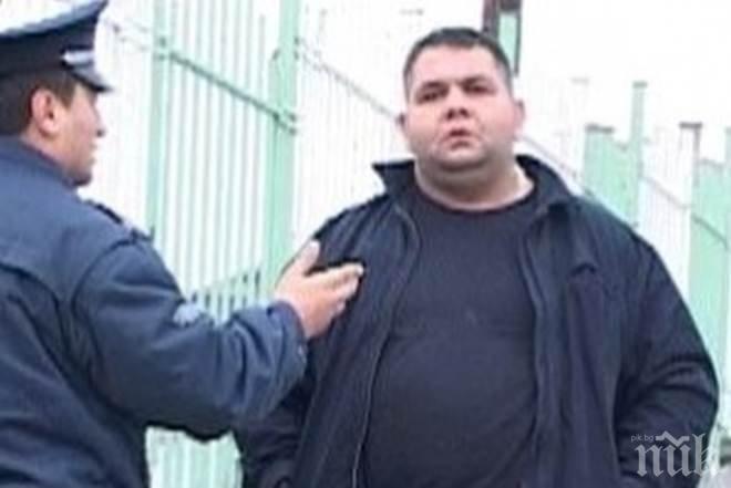 Сводникът Марто Дебелия и двете ченгета остават зад решетките