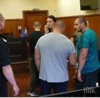Топ адвокати защитават Мечков и Кюфтето пред Спецсъда, отлагат делото с 30 минути