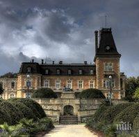 Реститути отвориха уста за 