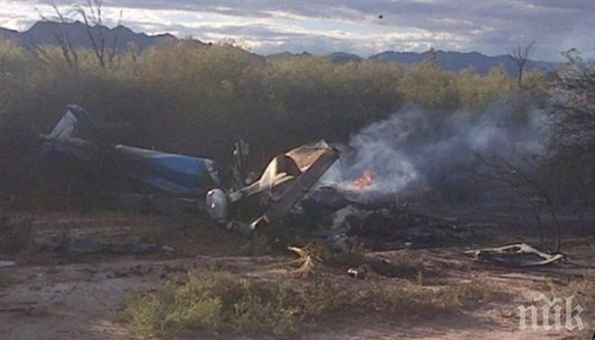 Хеликоптер се разби в Индонезия, четирима са ранени 