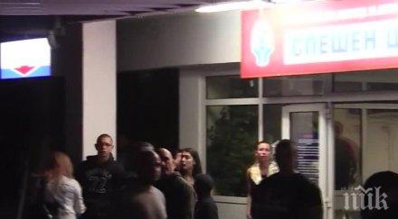 извънредно пик жестока престрелка дискотека айсберг слънчев бряг трупове