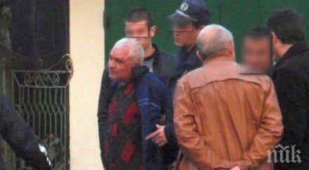 двойният убиец драгия страхувал полицаите изнасилят