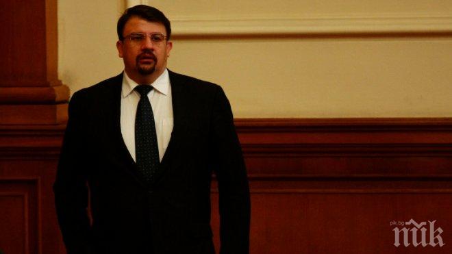 Ново 20! „Отсяват” хората, които не шофират, а само подновяват книжката си