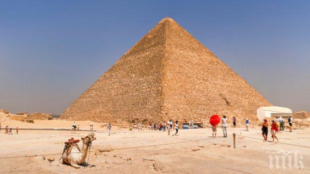 Откриха тайна камера в пирамидата на Снофру