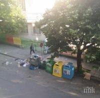Сезонът във Варна е открит: Преливащи от боклуци контейнери пръскат „аромат” в морската столица