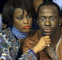 В мемоари бившият мъж на Уитни Хюстън разказва за секса си с призрак