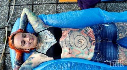 ужасяващо пик нова мода сред младите висене куки болката агонизираща снимки