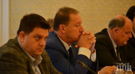 нато награди двама бсп военната дейност