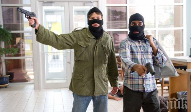 МВР: Ученици от заможни семейства извършват грабежи в София