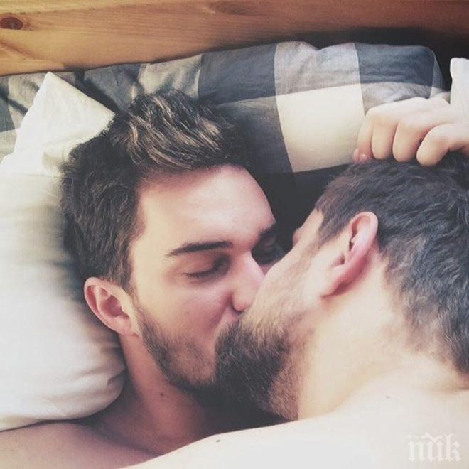 Мъжка целувка сложи цензура на спектакъл на „Клетниците”