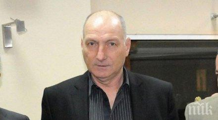 андрей желязков завърна левски