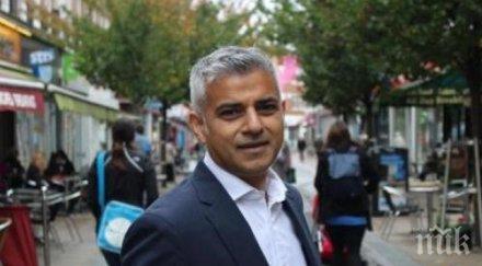 новият кмет лондон война секси рекламите автобусите