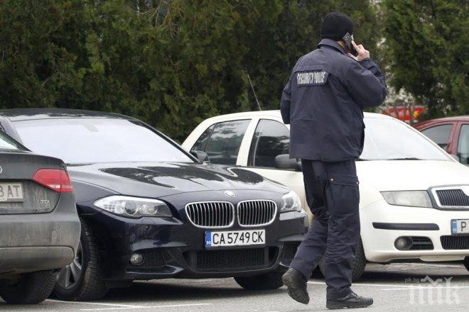 Френските спецчасти убиха мъжа, ликвидирал полицай и държал заложници