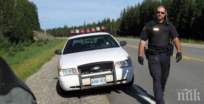 Блокираха университета в Торонто заради съобщение за маскиран мъж
