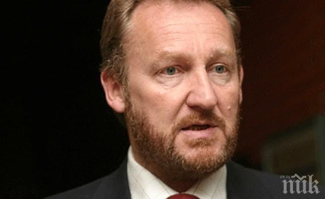 Изетбегович почете паметта на цивилни сърби убити по време на войната