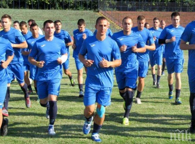 Дунав добавя опит за елита, променя подготовката