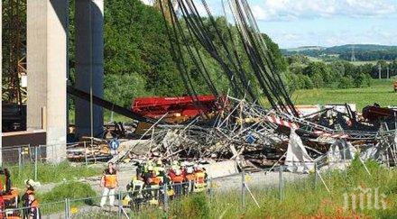 трагедия един загинал шест ранени рухването строително скеле германия