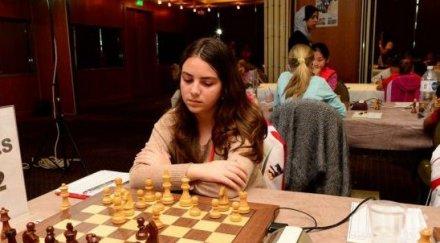 120 шахматисти местят пешки турнира албена