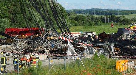 извънредно германия рухна скеле мост загинали ранени снимки