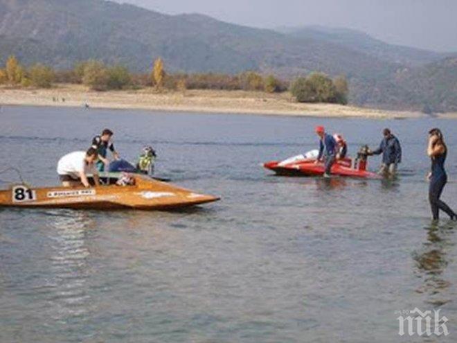 България с двама пилоти на световното по водомоторен спорт