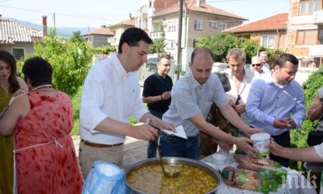 Кметски суеверия! Градоначалникът на Пловдив гони каръка от ремонтите с курбан (СНИМКА)