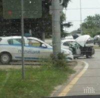 Зверска катастрофа във Варна-една кола е смачкана до неузнаваемост 