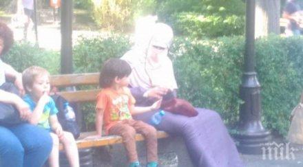 жена бурка насред морската градина бургас вдигна крак вмро глобиха